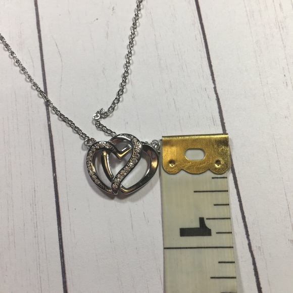 925 Sterling Silver Interlocking Hearts w/ crystal - Picture 4 of 8